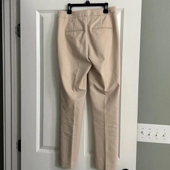 Ann Taylor Beige Suit Set- Blazer size 4, Pants size 0 - Picture 6 of 7